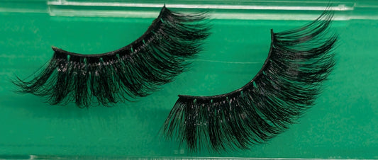 Black Silk Vibe Faux Eyelashes 20-23mm